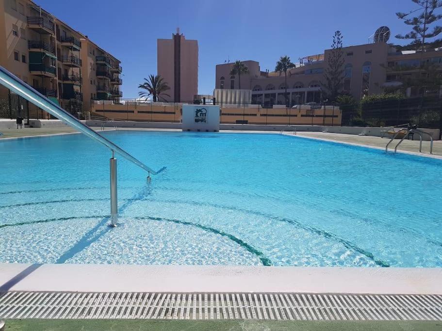 Sun Apartment - 3 Bedrooms, Priv Parking, Pool, Ac, Tv Channels, Fibre Net Los Cristianos  Exterior photo