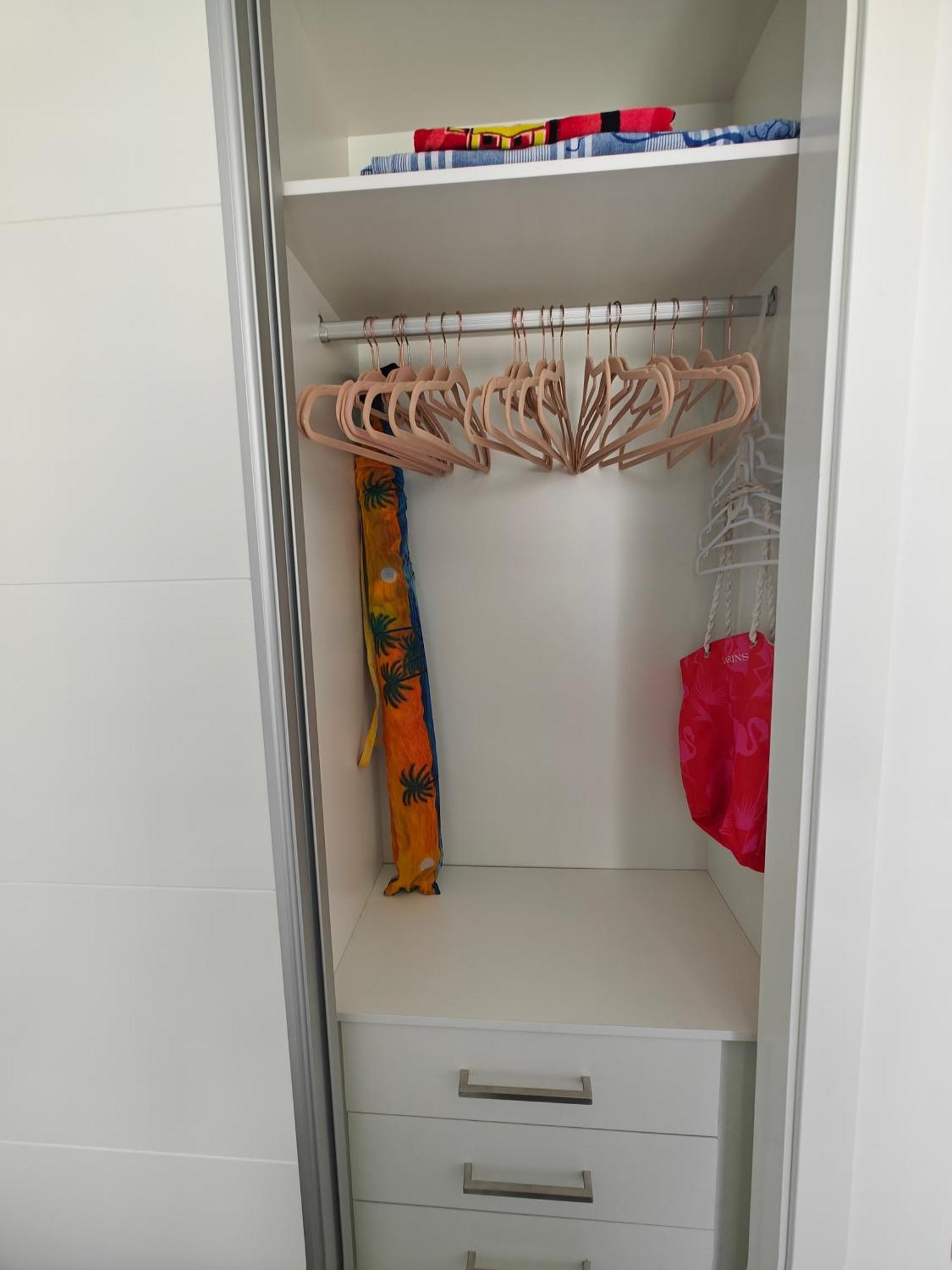 Sun Apartment - 3 Bedrooms, Priv Parking, Pool, Ac, Tv Channels, Fibre Net Los Cristianos  Exterior photo