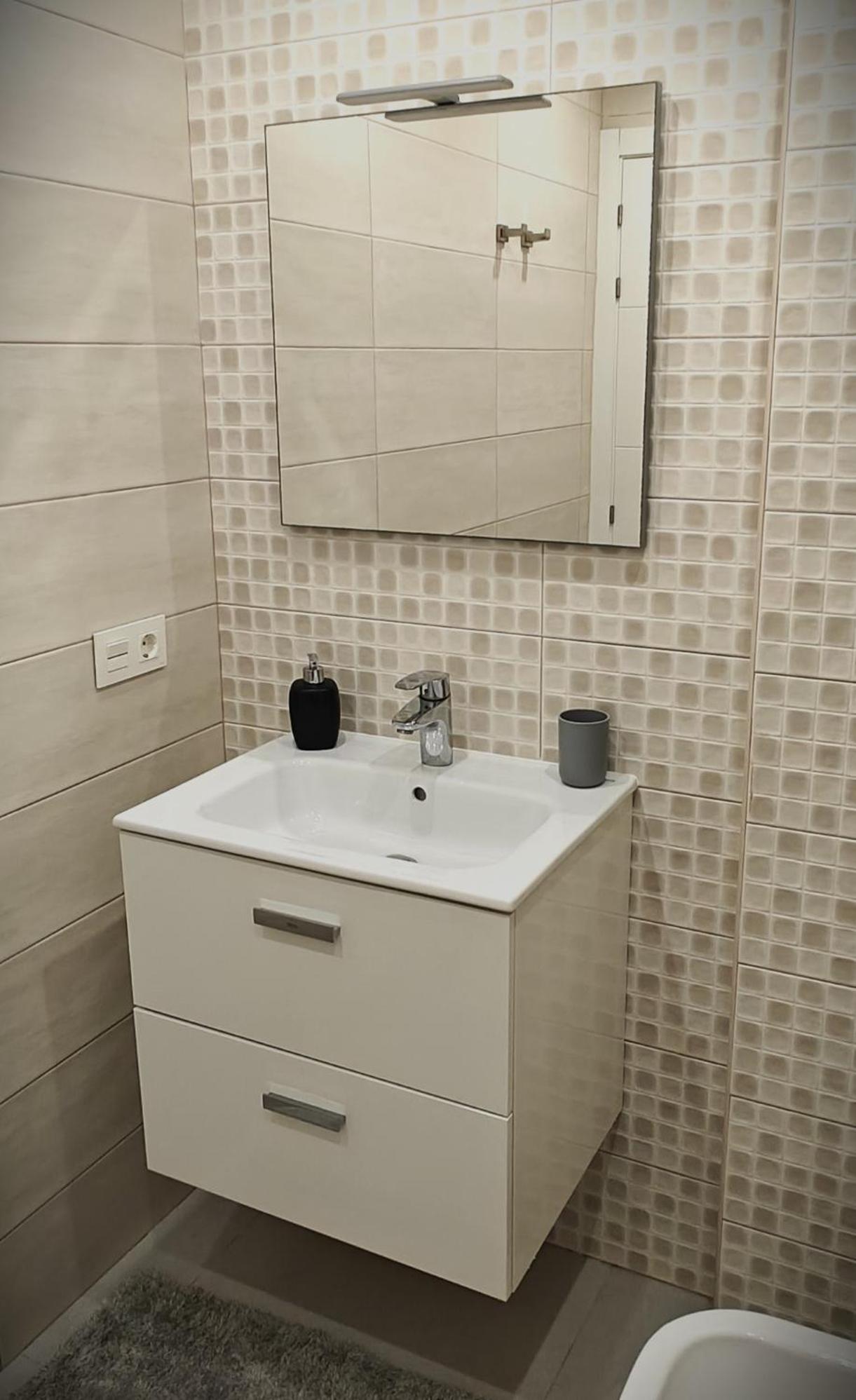Sun Apartment - 3 Bedrooms, Priv Parking, Pool, Ac, Tv Channels, Fibre Net Los Cristianos  Exterior photo